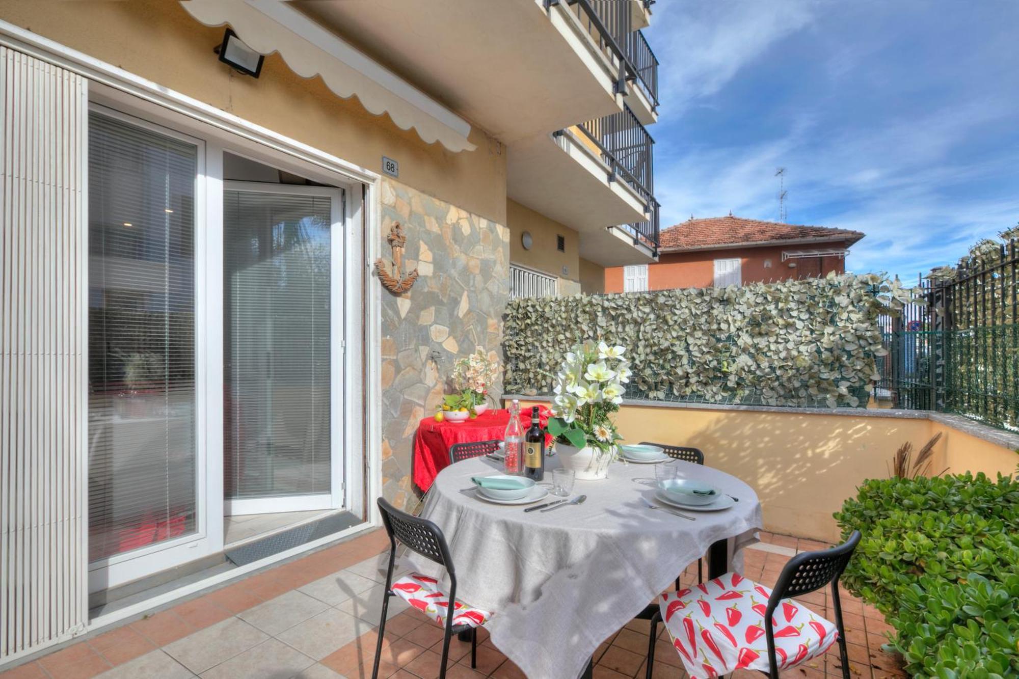 Serafina Beach House - Happy Rentals San Bartolomeo Al Mare Exterior photo